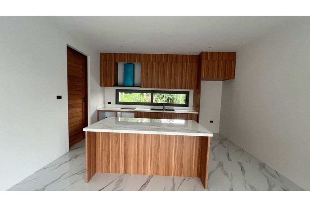 picture [920121030-221] 4 Bedrooms Luxury Seaview Villa in Chaweng - 18/58