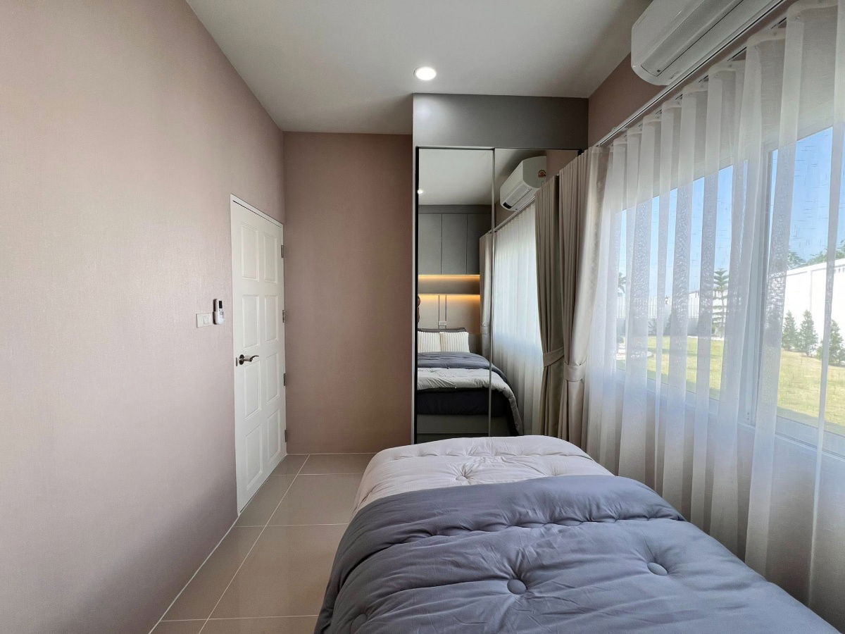 รูป 🏡✨ บ้านเดี่ยวสไตล์โมเดิร์น พร้อมสวนส่วนตัว - รูปที่ 14/27