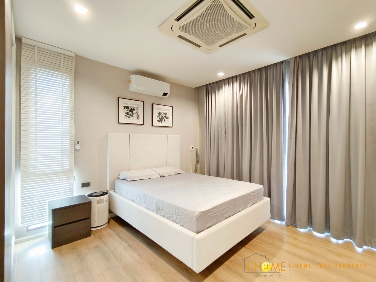 รูป ให้เช่า Pool Villaสองชั้น    4 ห้องนอน 4 ห้องน้ำ 1  ห้องครัว  2  ที่จอดรถ - รูปที่ 26/41