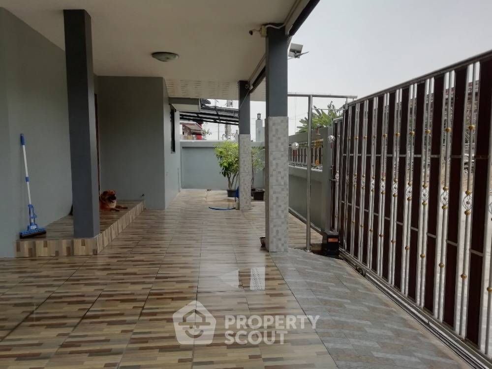 รูป บ้าน 3-ห้องนอน ใน คันนายาว (ID 1809233) - รูปที่ 3/20