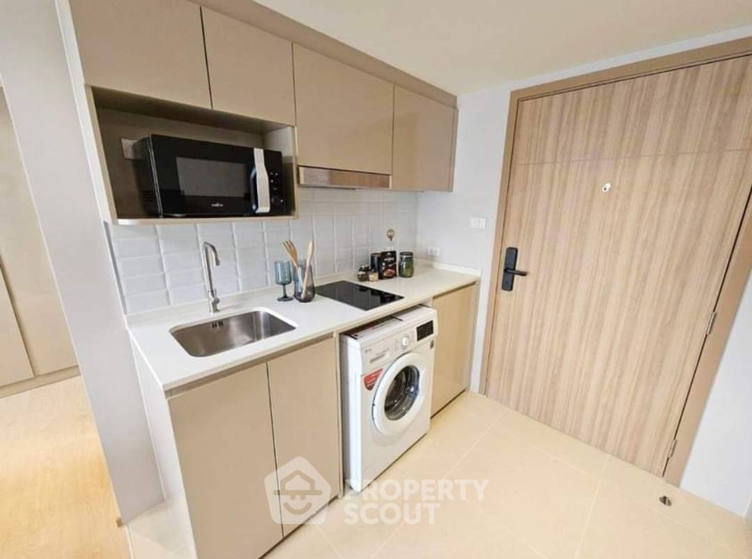 รูป คอนโด 1-ห้องนอน ที่ ณ รีวา เจริญนคร ใกล้ BTS โพธิ์นิมิตร (ID 1430595) - รูปที่ 10/13