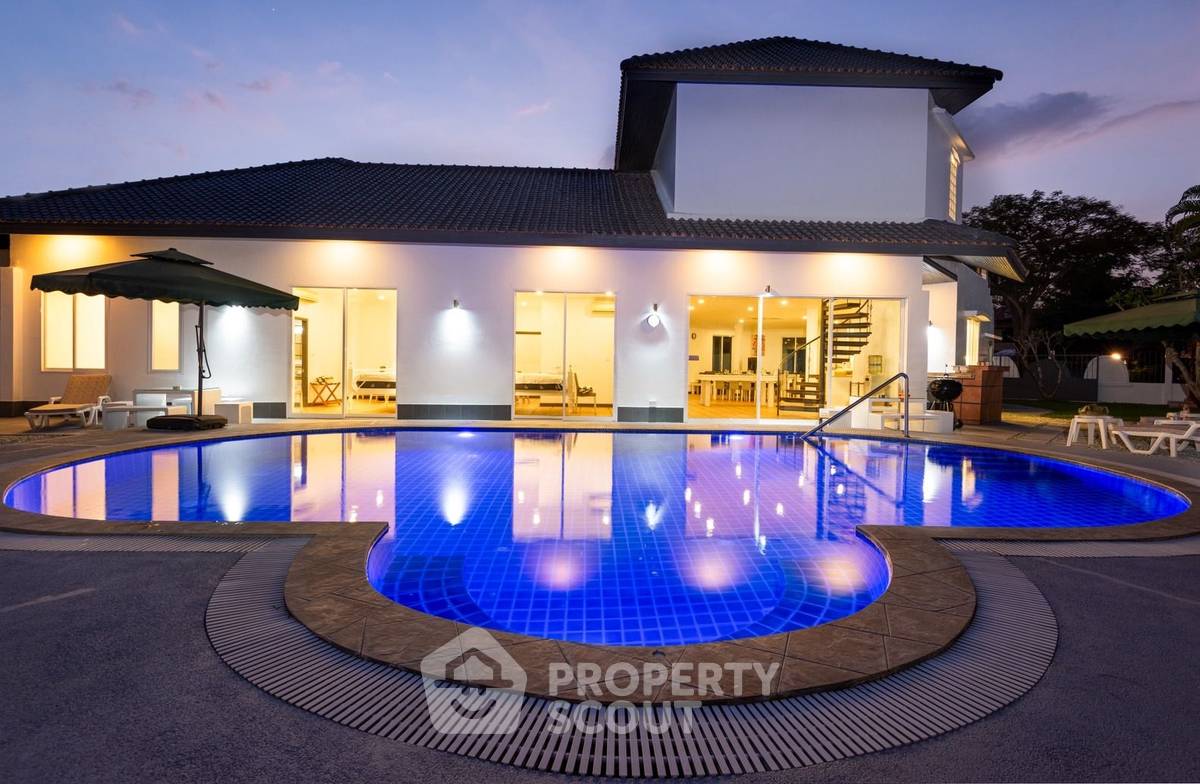 รูป วิลล่า 4-ห้องนอน ใน โป่ง (ID 2162974) - รูปที่ 30/31