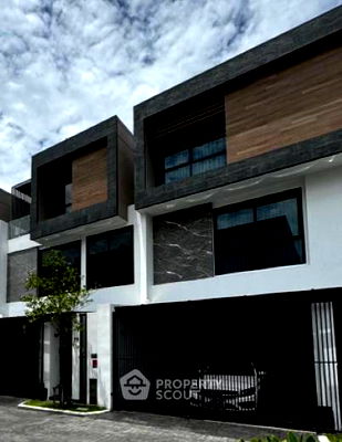 ทาวน์โฮม ท่าเรือรามหนึ่ง : ทาวน์เฮาท์ 3-ห้องนอน ใกล้ ARL รามคำแหง (ID 1599886)