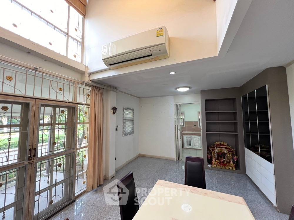 รูป บ้าน 3-ห้องนอน ที่ พาร์คเวย์ ชาเล่ต์ รามคำแหง ใน มีนบุรี (ID 1751066) - รูปที่ 20/31