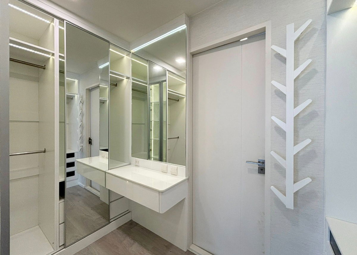 picture  Mantana Bangna–Wongwaen  Rental Price: 130,000 THB/month - 2/15