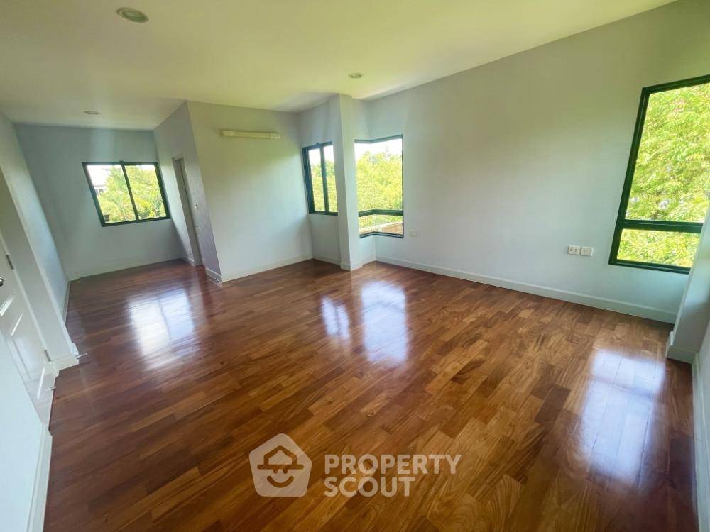 picture 4-BR House near MRT Bang Rak Noi Tha It (ID 1497366) - 7/26