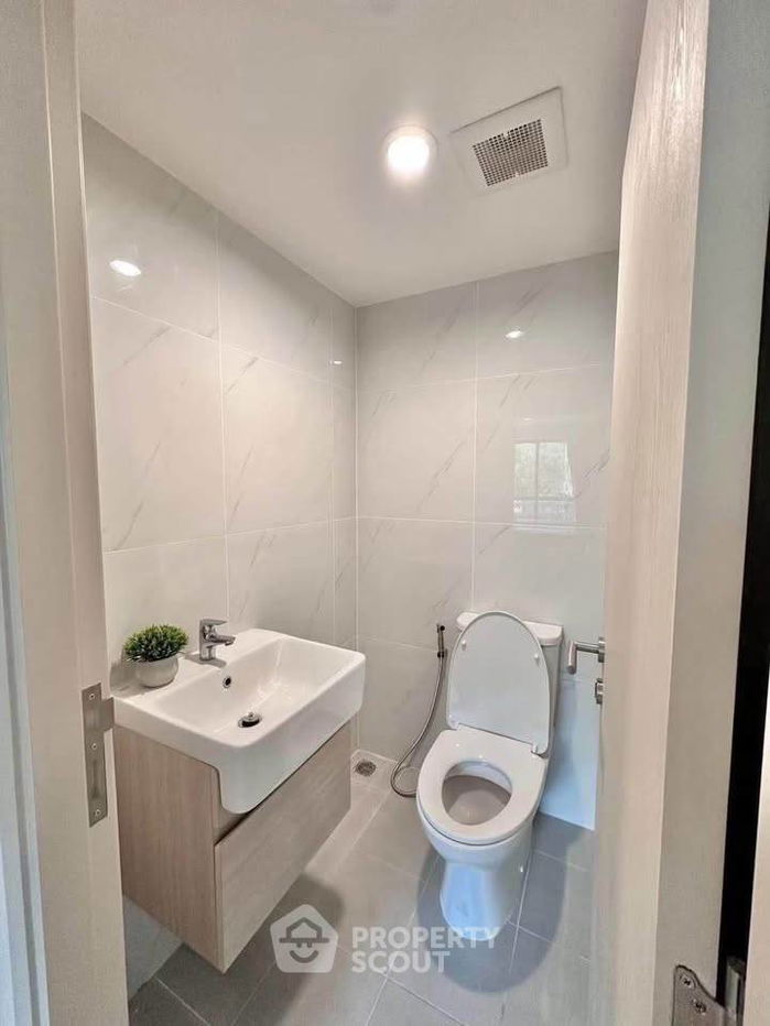 picture 2-BR Condo at The Excel Hideaway Sukhumvit 50 near BTS Phra Khanong (ID 2456187) - 5/10