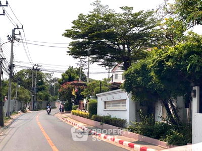 ทาวน์โฮม ถนนพัฒนาการ : ทาวน์เฮาท์ 3-ห้องนอน ใกล้ ARL หัวหมาก (ID 1857053)