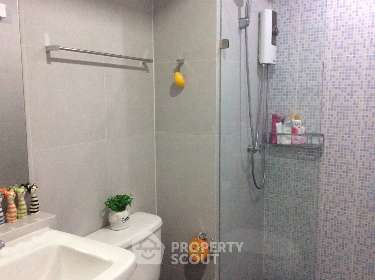 picture 1-BR Condo at The Maple @ Ratchada near MRT Ratchadaphisek (ID 732429) - 3/13