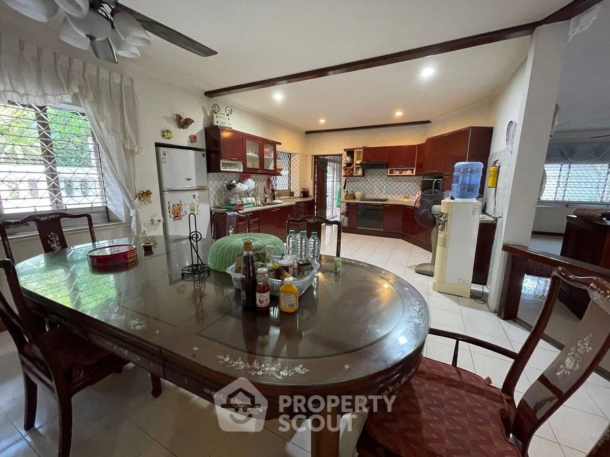 รูป ที่ดินสำหรับปล่อยขาย 1,600 ตารางเมตร แถว ใกล้ เมืองพัทยา (ID 1704736) - รูปที่ 21/29