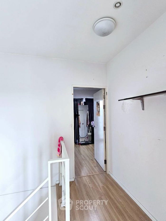 รูป ทาวน์เฮาท์ 3-ห้องนอน ใกล้ ท่าอากาศยานสุวรรณภูมิ (ID 2013628) - รูปที่ 6/8