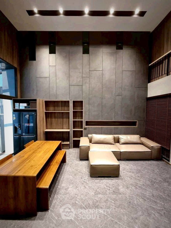 รูป ทาวน์เฮาท์ 3-ห้องนอน ที่ เอสทารา ฮาเว่น พัฒนาการ 20 ใน สวนหลวง (ID 2108266) - รูปที่ 3/18