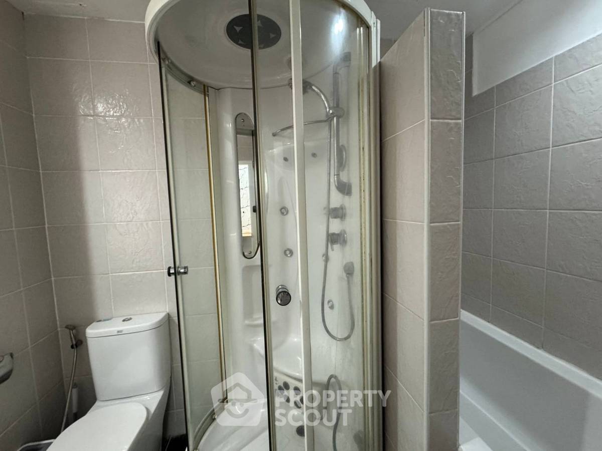 รูป คอนโด 1-ห้องนอน ที่ จอมเทียน พลาซ่า เรสซิเดนซ์ ใกล้ พัทยาใต้ (ID 2137118) - รูปที่ 6/11