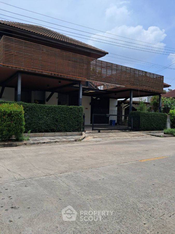 รูป บ้าน 3-ห้องนอน ที่ บ้านซื่อตรง สุวินทวงศ์ ใน ลำผักชี (ID 2147358) - รูปที่ 5/5