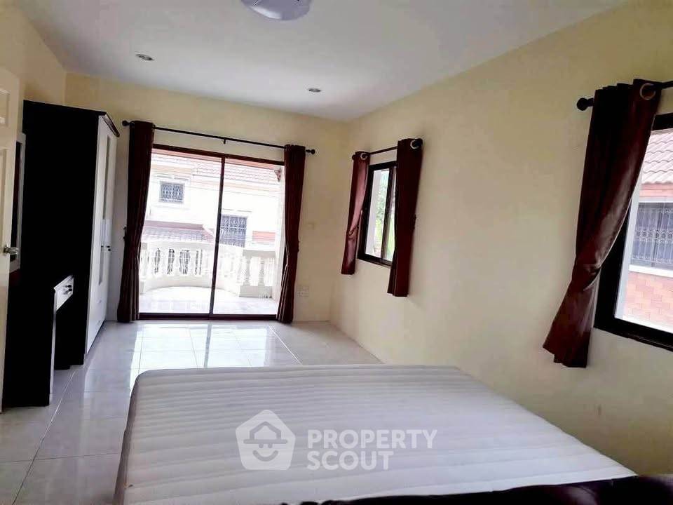 รูป บ้าน 3-ห้องนอน ใกล้ พัทยาตะวันออก (ID 2162976) - รูปที่ 6/14