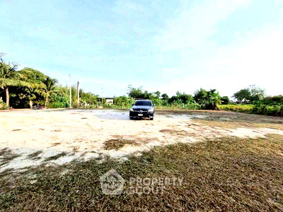 ที่ดิน บางละมุง ชลบุรี : ที่ดินสำหรับปล่อยขาย 800 ตารางเมตร แถว ใกล้ เมืองพัทยา (ID 2144477)