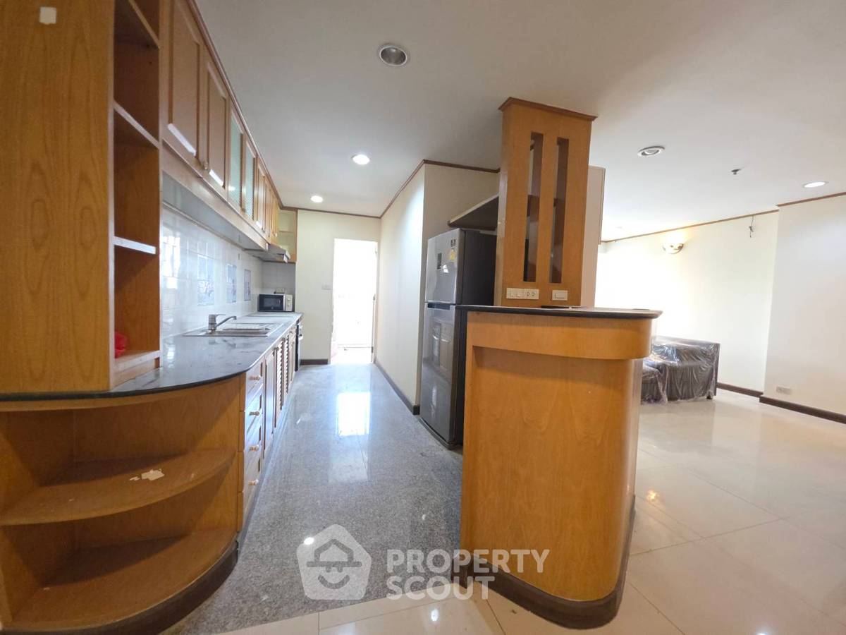 picture 3-BR Condo at The Waterford Diamond Tower Sukhumvit near BTS Phrom Phong (ID 2317984) - 8/21