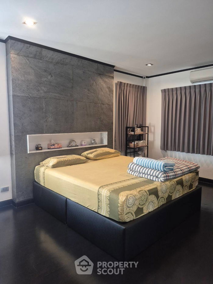 picture 4-BR House in Nuan Chan (ID 2456436) - 15/43