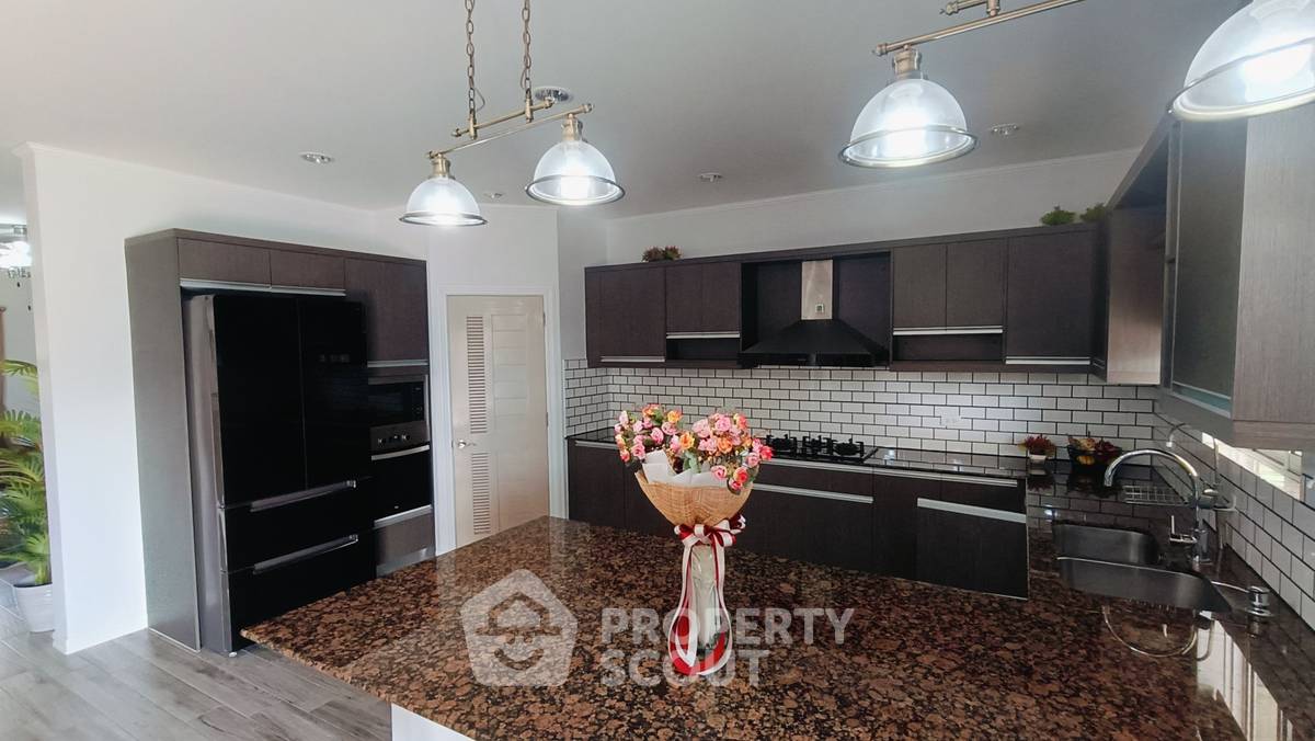 รูป วิลล่า 3-ห้องนอน ใน ปากน้ำปราณ (ID 1937001) - รูปที่ 9/28