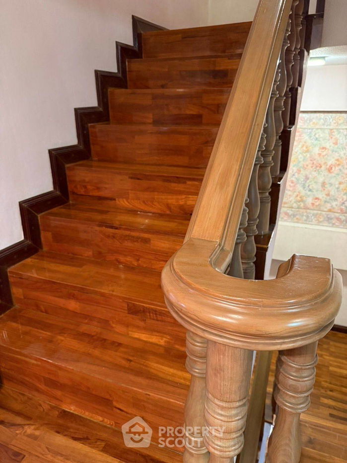 รูป ทาวน์เฮาท์ 7-ห้องนอน ใน บางโคล่ (ID 2104554) - รูปที่ 18/24