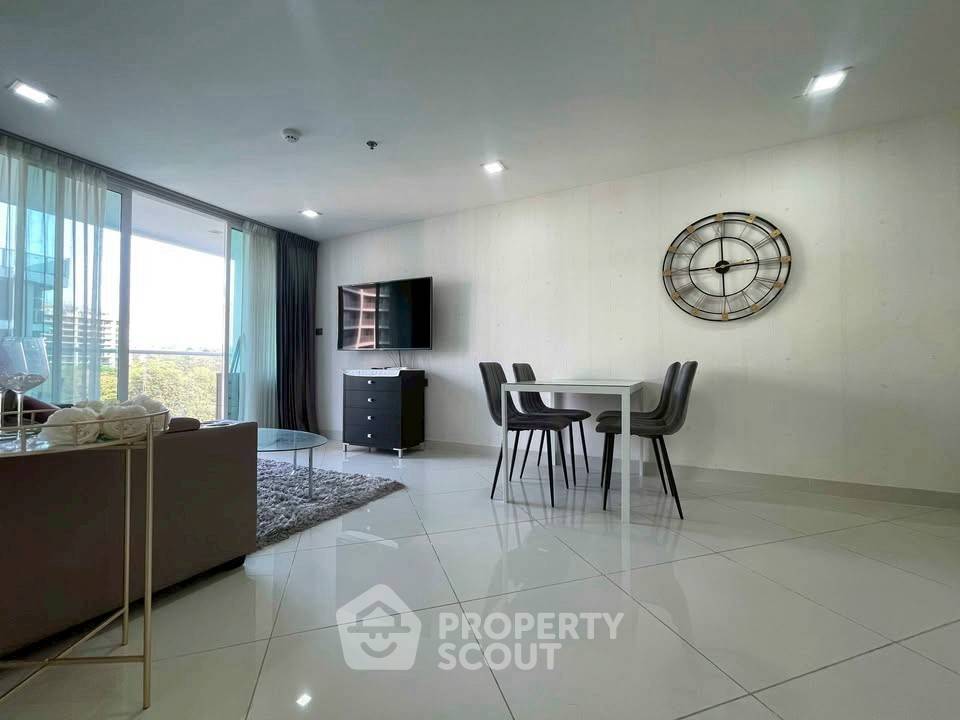 picture 1-BR Condo at The View Cozy Beach Residence close to Phratamnak (ID 2453388) - 3/18