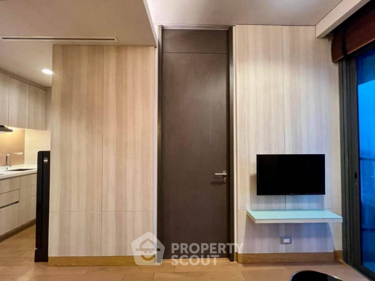picture 1-BR Condo at The Lumpini 24 near BTS Phrom Phong (ID 2456330) - 10/19