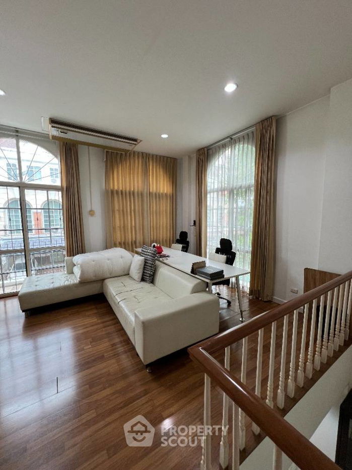 picture 3-BR Townhouse at Plus City Park Rama 9-Huamark close to Ramkhamhaeng (ID 1643290) - 7/14