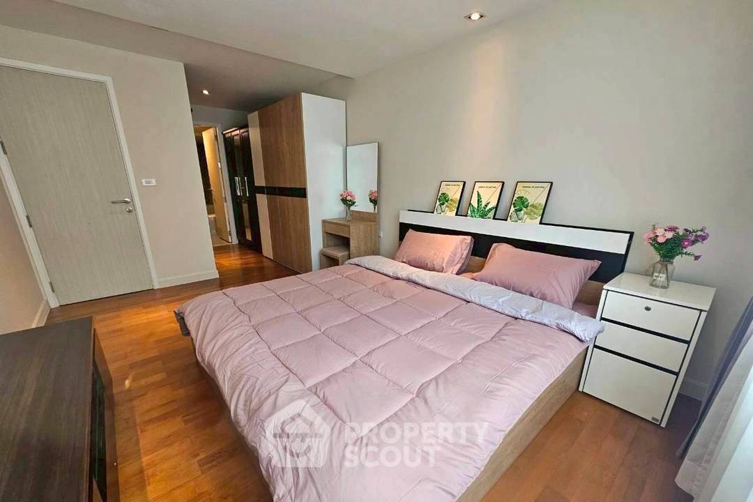 picture 3-BR Condo at Le Nice Ekkamai Condominium near BTS Ekkamai (ID 2452737) - 5/10