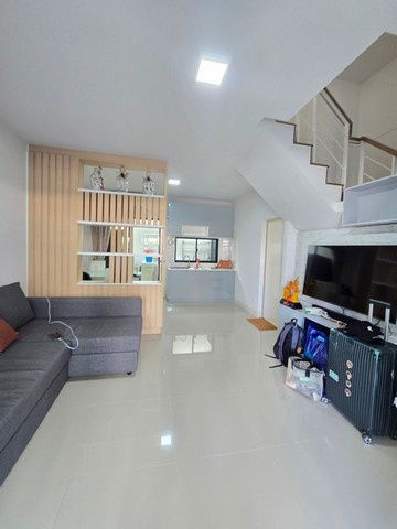 picture Town Home For Rent Baan Klang Muang Srinakarin - Onnut Bangkok - 2/8