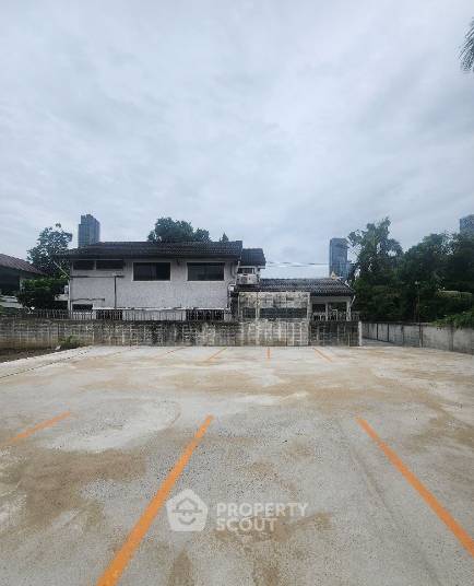 รูป ที่ดินสำหรับปล่อยขาย 716 ตารางเมตร แถว ใกล้ พร้อมพงษ์ (ID 1697522) - รูปที่ 2/5