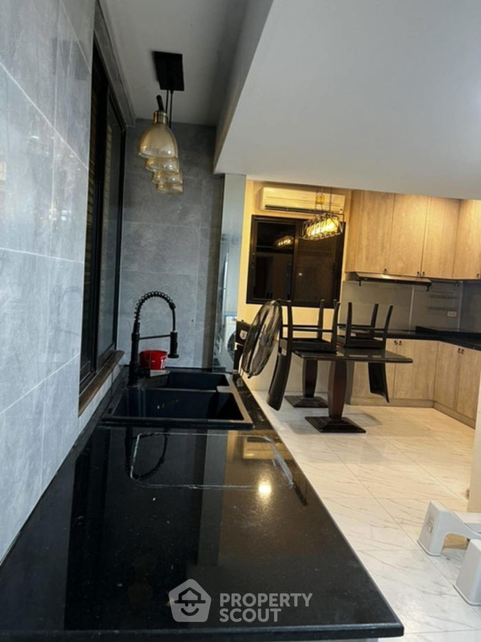 รูป ทาวน์เฮาท์ 5-ห้องนอน ใกล้ ท่าอากาศยานสุวรรณภูมิ (ID 1712618) - รูปที่ 18/23