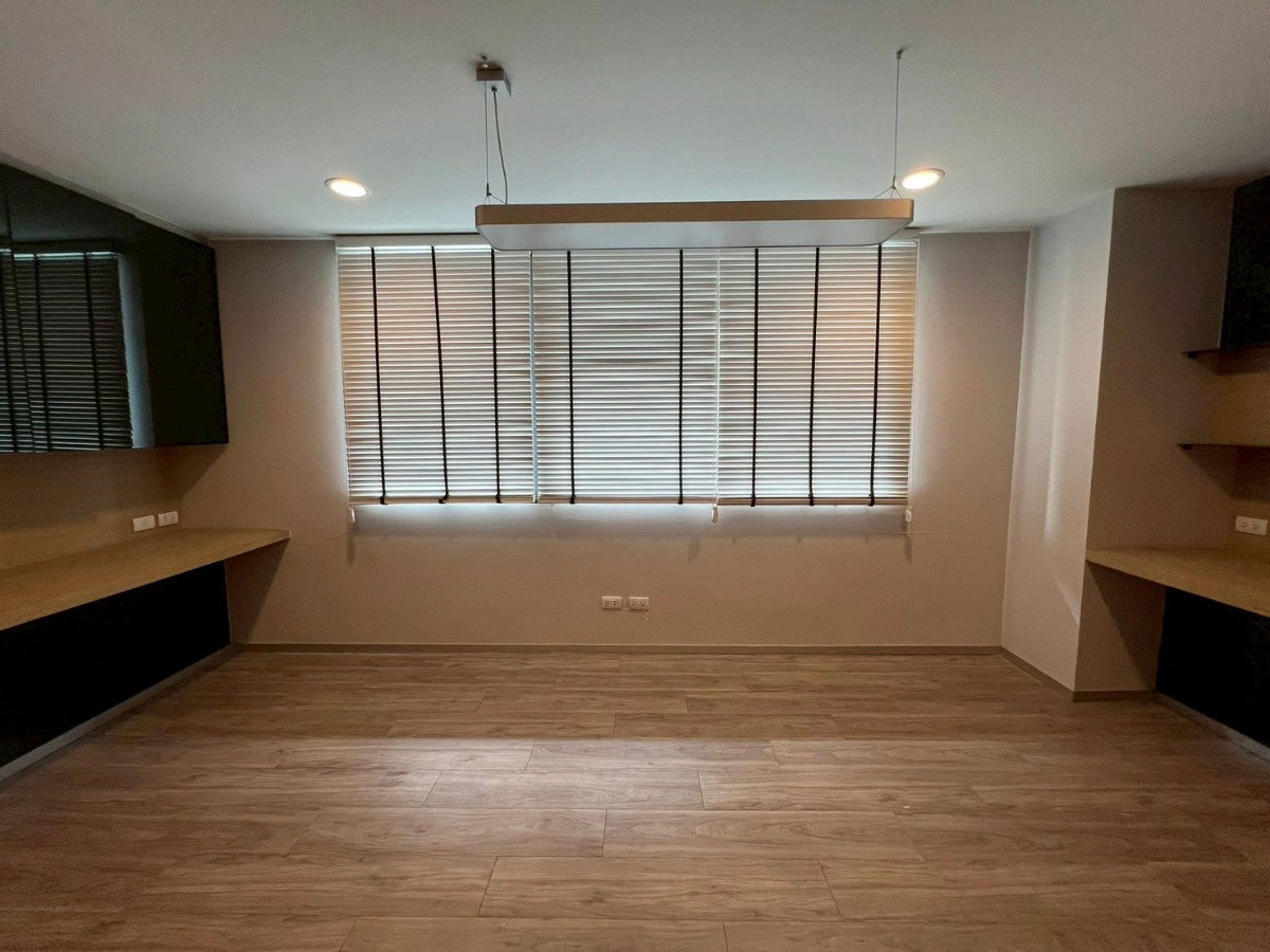 รูป 🏢 สำนักงานให้เช่า 5 ชั้น – ทำเล “ถนนประเสริฐมนูกิจ” ติดโรงเรียนโรงเรียนเลิศหล้า เหมาะบริษัทขนาดเล็ก–กลาง (รองรับ 15–20 คน) - รูปที่ 9/20