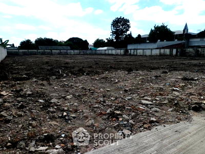 เช่าที่ดิน เขตสะพานสูง : ที่ดินสำหรับปล่อยเช่า 2,360 ตารางเมตร แถว ใน สะพานสูง (ID 2052561)