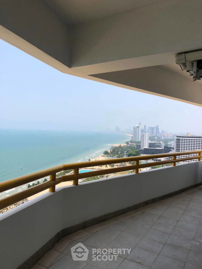 picture 3-BR Condo at Sunshine Beach Condotel close to Pattaya (ID 2434964) - 9/14