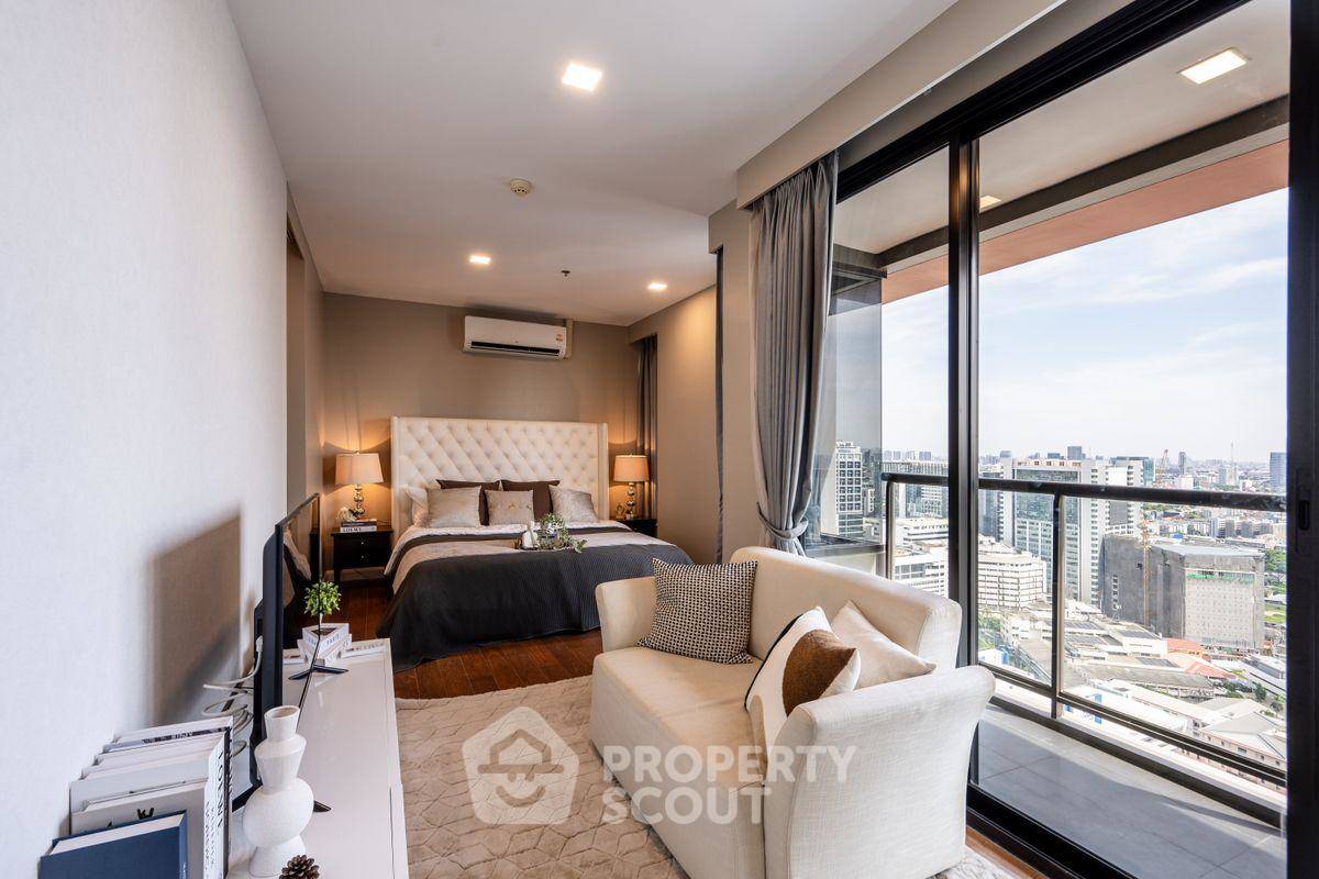 picture 3-BR Condo at M Phayathai near BTS Victory Monument (ID 2369906) - 12/36