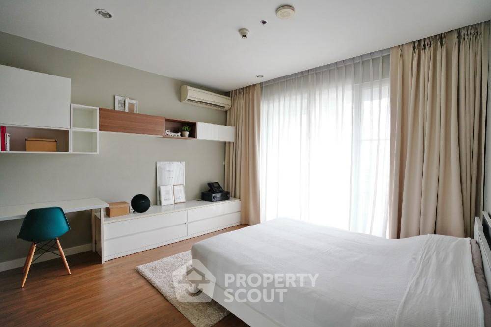 picture Studio Condo at Circle Condominium near MRT Phetchaburi (ID 1761695) - 2/9