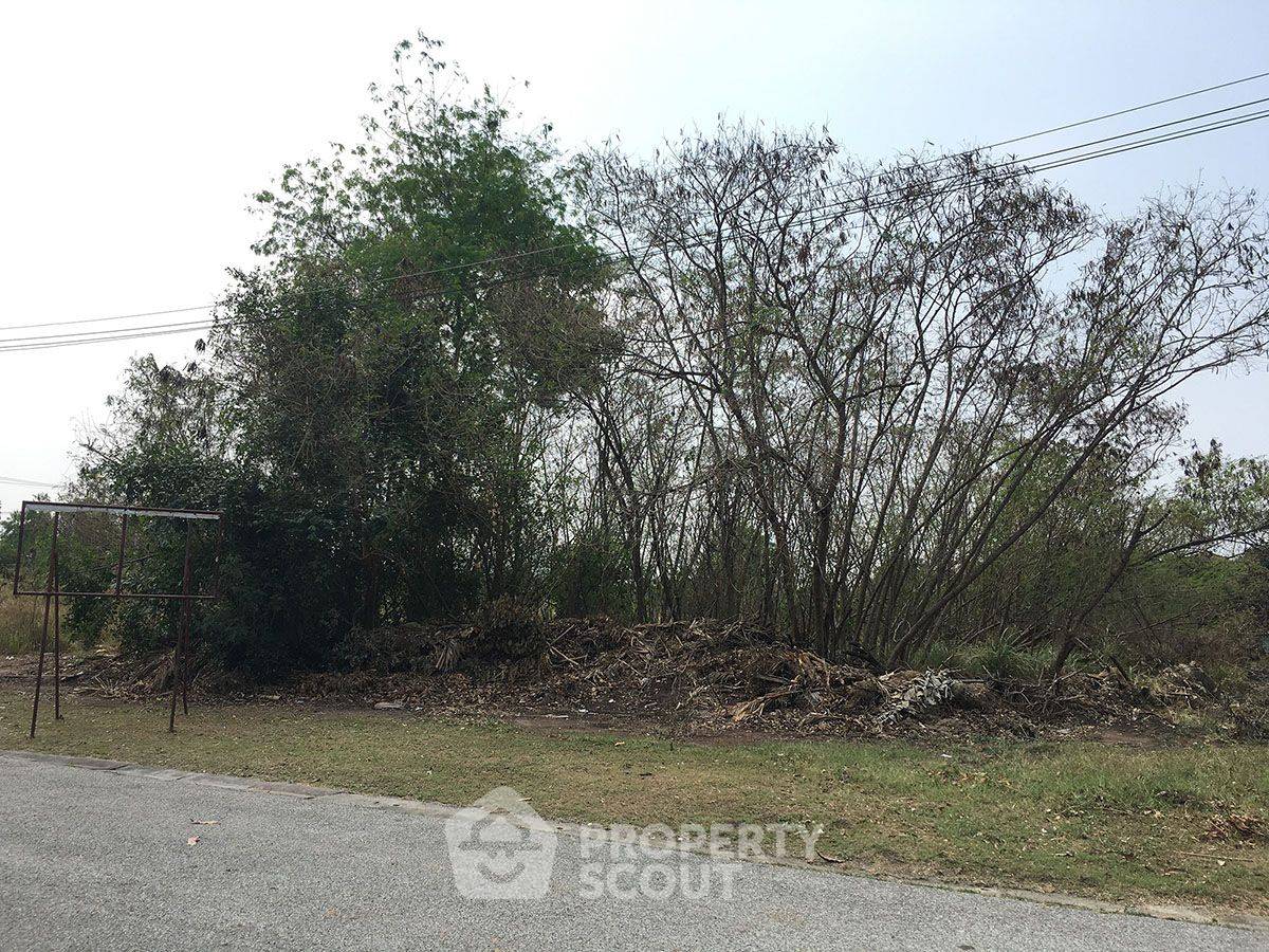 รูป ที่ดินสำหรับปล่อยขาย 2,312 ตารางเมตร แถว ใน บางพระ (ID 2098574) - รูปที่ 3/6