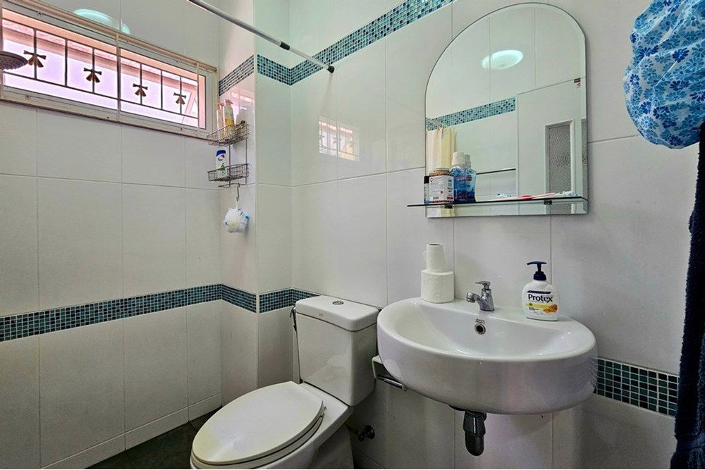 picture [920601001-695] Sup Thani, 3 Bed 3 Bath, in Hua Hin Soi 6 For Sale - 17/30