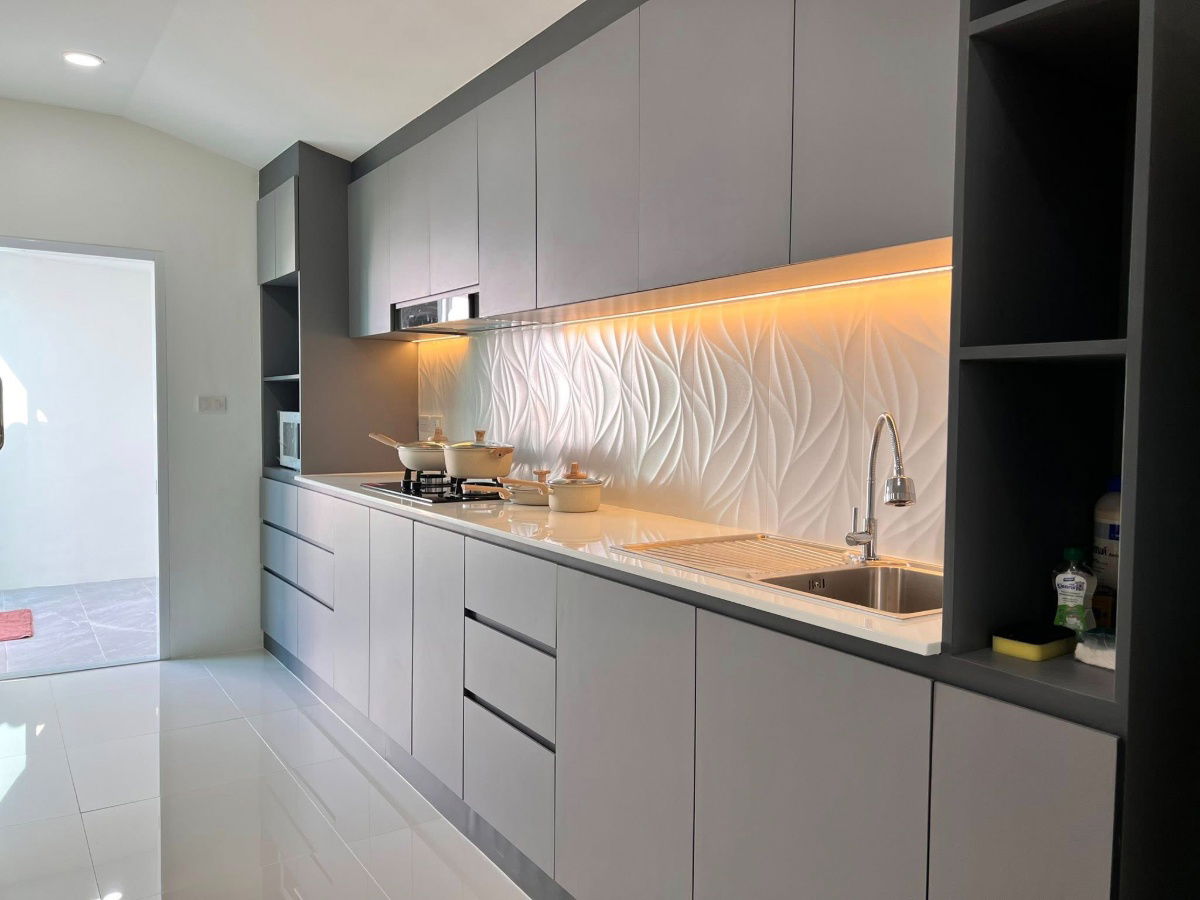 รูป 🏡✨ บ้านเดี่ยวสไตล์โมเดิร์น พร้อมสวนส่วนตัว - รูปที่ 6/27