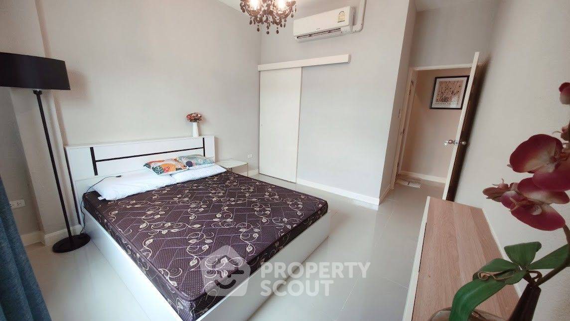 รูป ทาวน์เฮาท์ 2-ห้องนอน ใกล้ พัทยาใต้ (ID 2170800) - รูปที่ 10/17