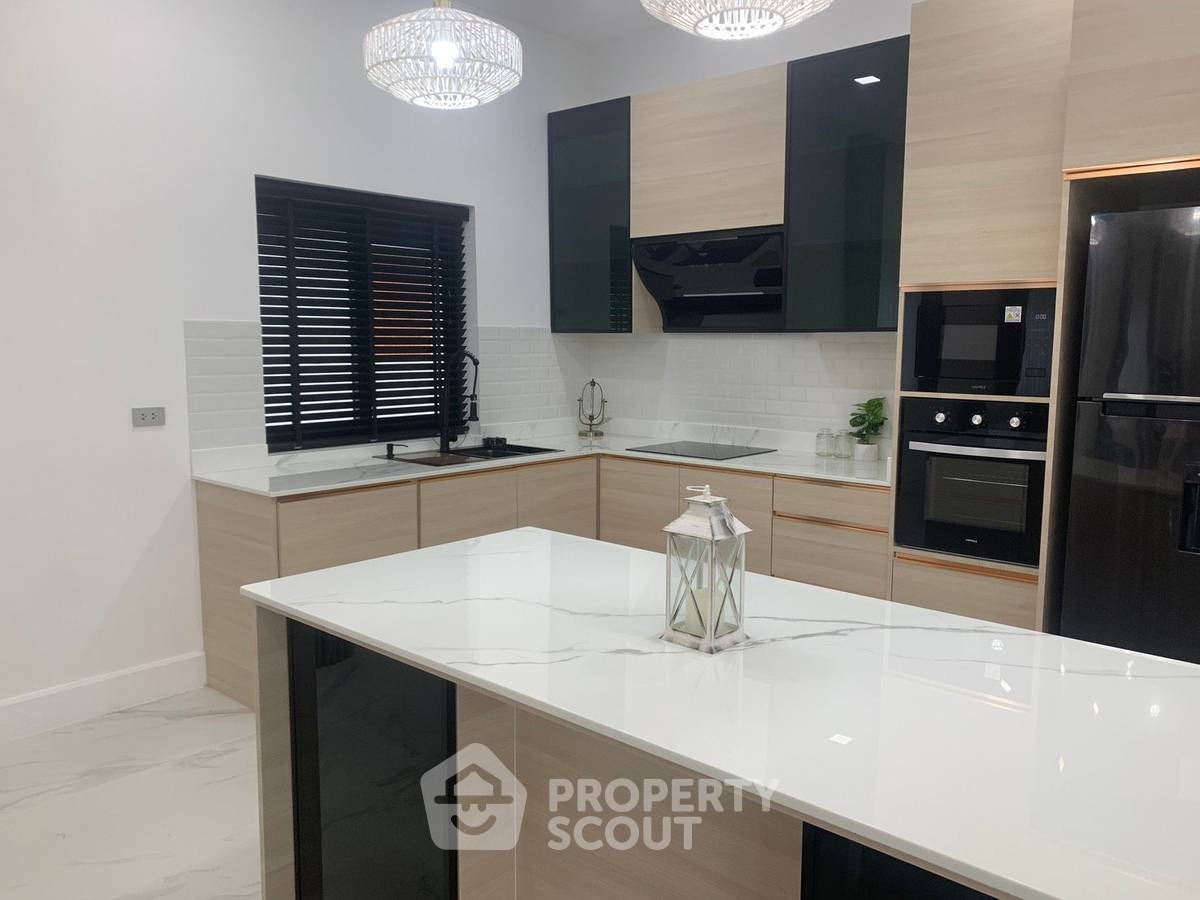 รูป วิลล่า 4-ห้องนอน ใน ทับใต้ (ID 2080008) - รูปที่ 4/24