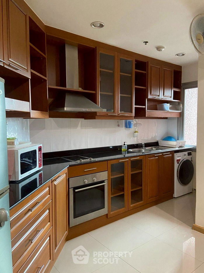 รูป คอนโด 2-ห้องนอน ที่ สีลมแกรนด์เทอเรส คอนโดมิเนียม ใกล้ BTS ศาลาแดง (ID 2454867) - รูปที่ 4/9