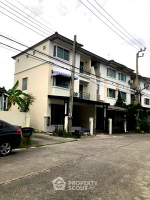 ทาวน์โฮม นิคมบางปู : ทาวน์เฮาท์ 3-ห้องนอน ใน บางแก้ว (ID 1904995)