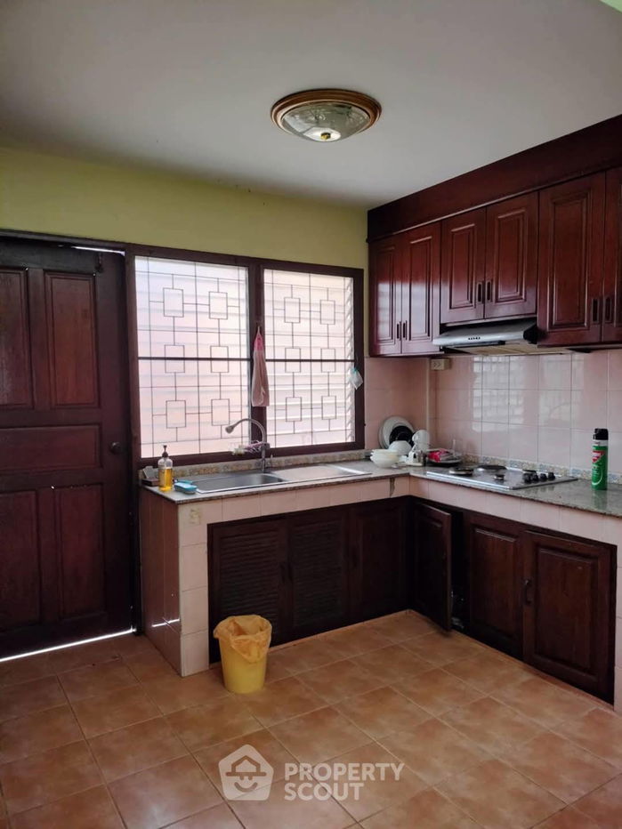 รูป บ้าน 2-ห้องนอน ใกล้ พัทยาตะวันออก (ID 2165157) - รูปที่ 10/15