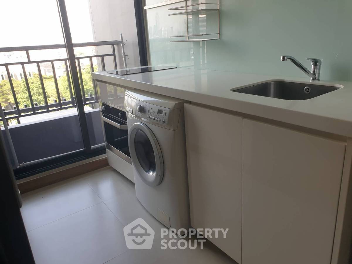 รูป คอนโด 1-ห้องนอน ที่ ไอวี่ แอมพิโอ รัชดา - พระราม 9 ใกล้ MRT ศูนย์วัฒนธรรมแห่งประเทศไทย (ID 825178) - รูปที่ 5/12