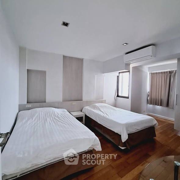 picture 3-BR Condo at Sunshine Beach Condotel close to Pattaya (ID 2434960) - 2/9