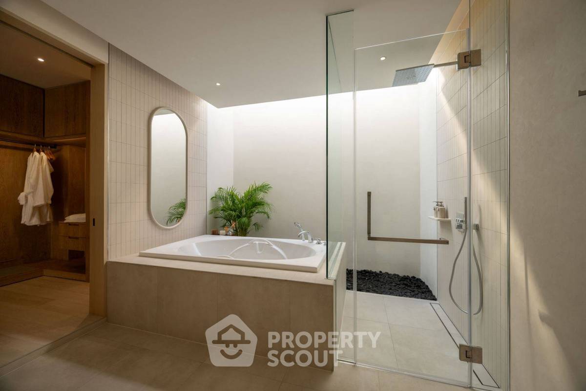 picture 3-BR Condo at Movenpick White Sand Beach Pattaya close to Pattaya (ID 2452308) - 17/35