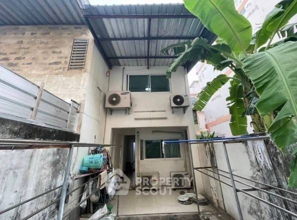 รูป ทาวน์เฮาท์ 5-ห้องนอน ใกล้ MRT ศูนย์วัฒนธรรมแห่งประเทศไทย (ID 1863232) - รูปที่ 9/15