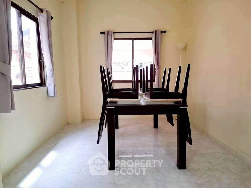 รูป บ้าน 3-ห้องนอน ใกล้ พัทยาตะวันออก (ID 2162976) - รูปที่ 3/14