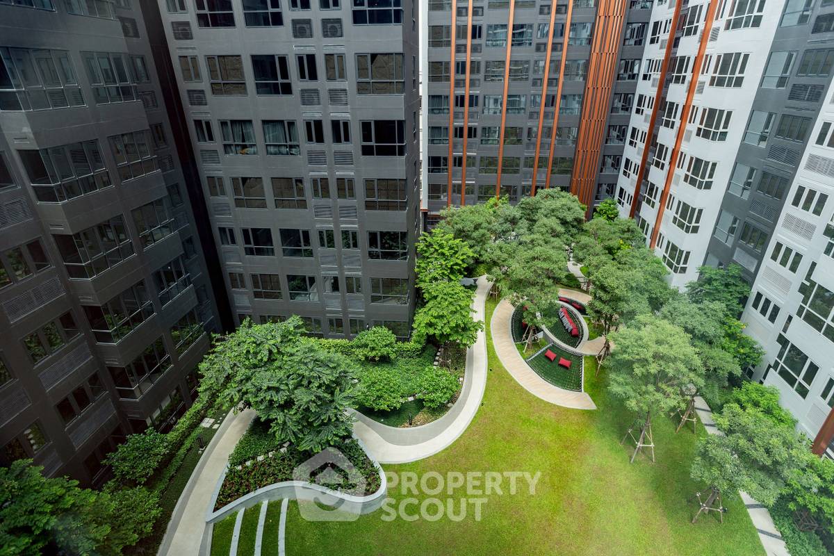 picture 2-BR Condo at XT Huaikhwang near MRT Huai Khwang (ID 2455272) - 11/17